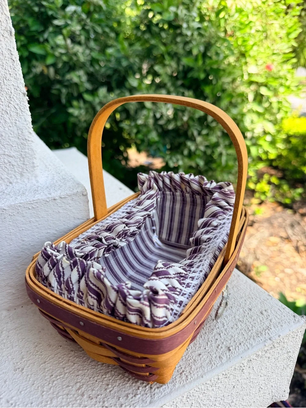 Longaberger 2001 Basket Purple Liner Protector Pewter Mitten Tie On Dresden OH